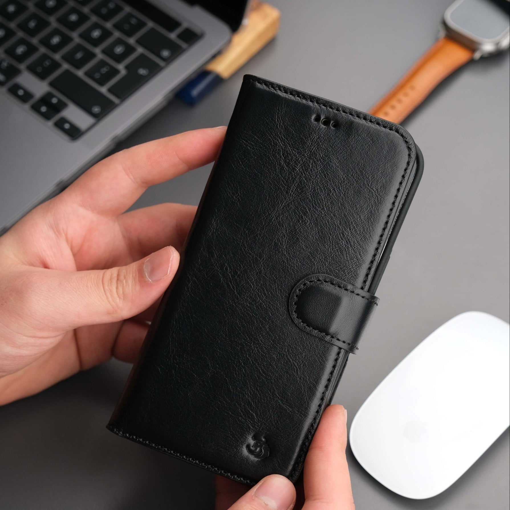 Casper Leather iPhone 14 Wallet Case | MagSafe-2