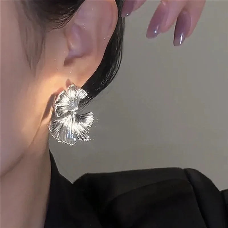 Simple Silver Color Metal Big Plant Ginkgo Leaf Earrings for Women