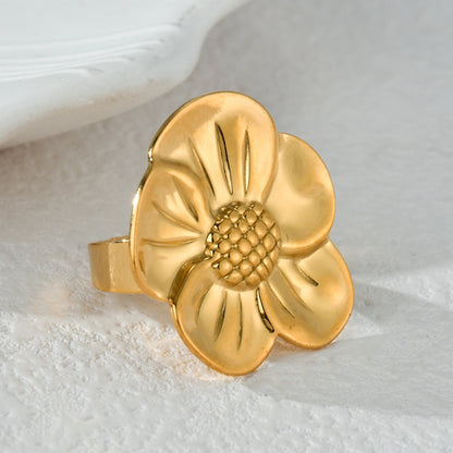 2024New Trendy 18K Gold-plated Flowers Ring For Women Stylish Vintage