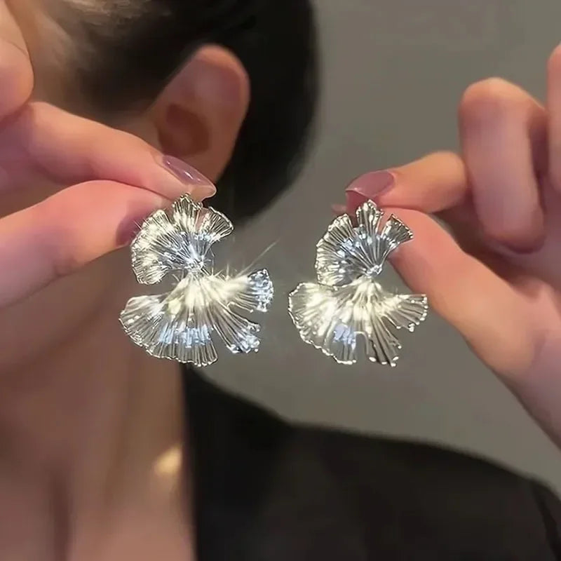 Simple Silver Color Metal Big Plant Ginkgo Leaf Earrings for Women