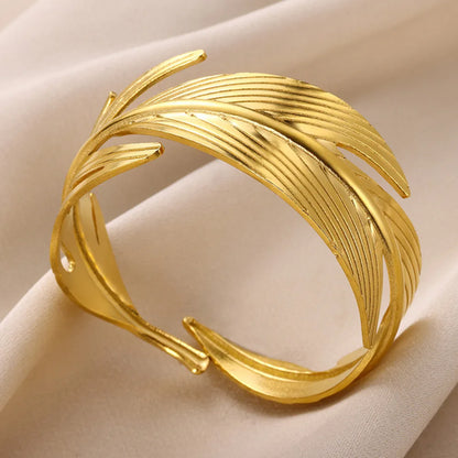 Classic Gold Color Wrinkle Texture Bangle Bracelet For Women Exquisite