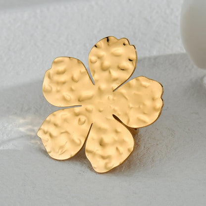 2024New Trendy 18K Gold-plated Flowers Ring For Women Stylish Vintage